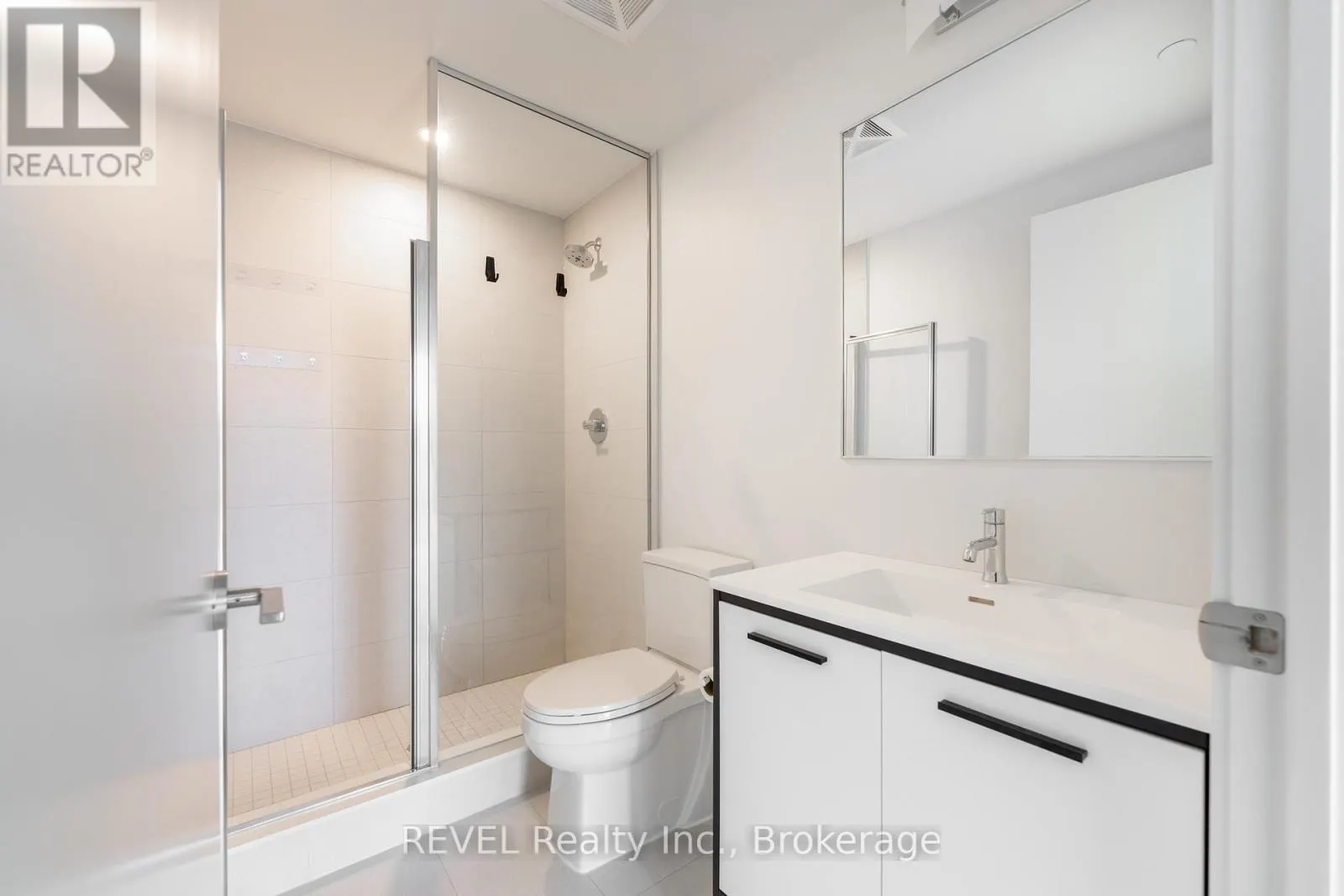 402 - 385 WINSTON ROAD, #402