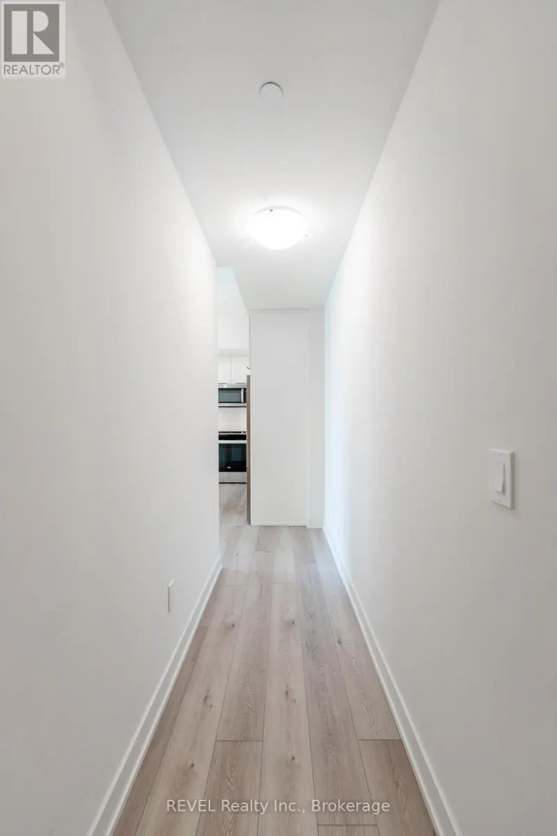 402 - 385 WINSTON ROAD, #402