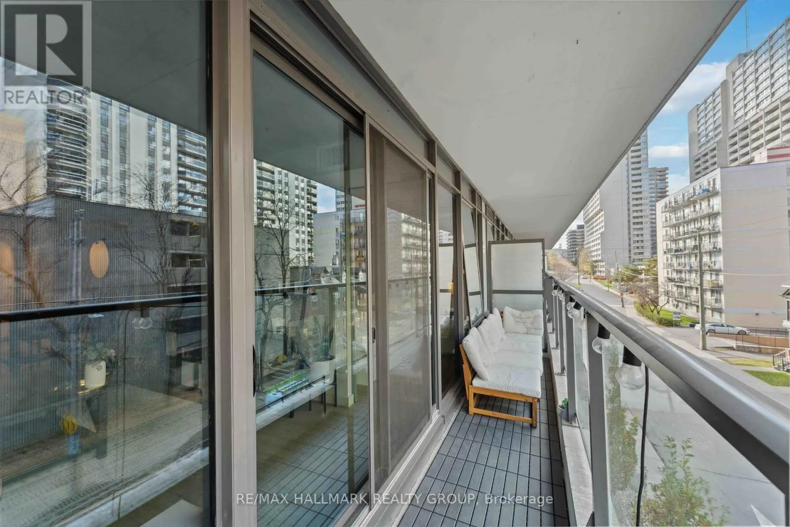 312 - 224 LYON STREET N