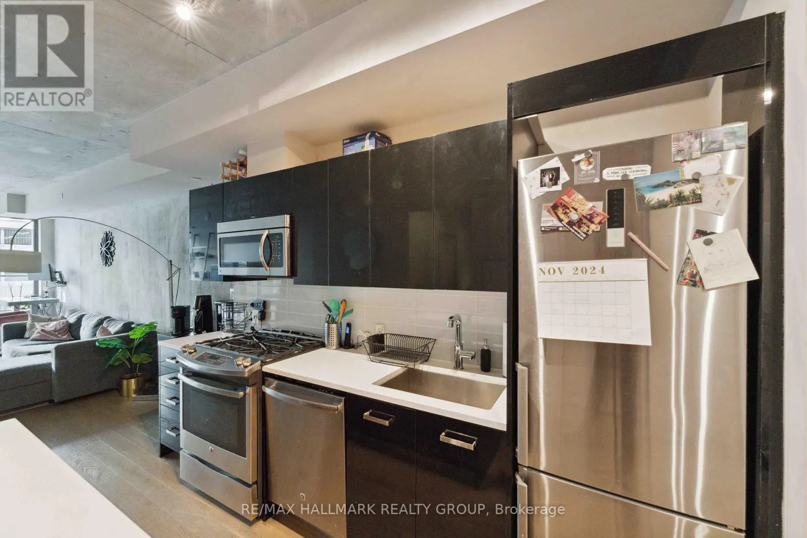 312 - 224 LYON STREET N