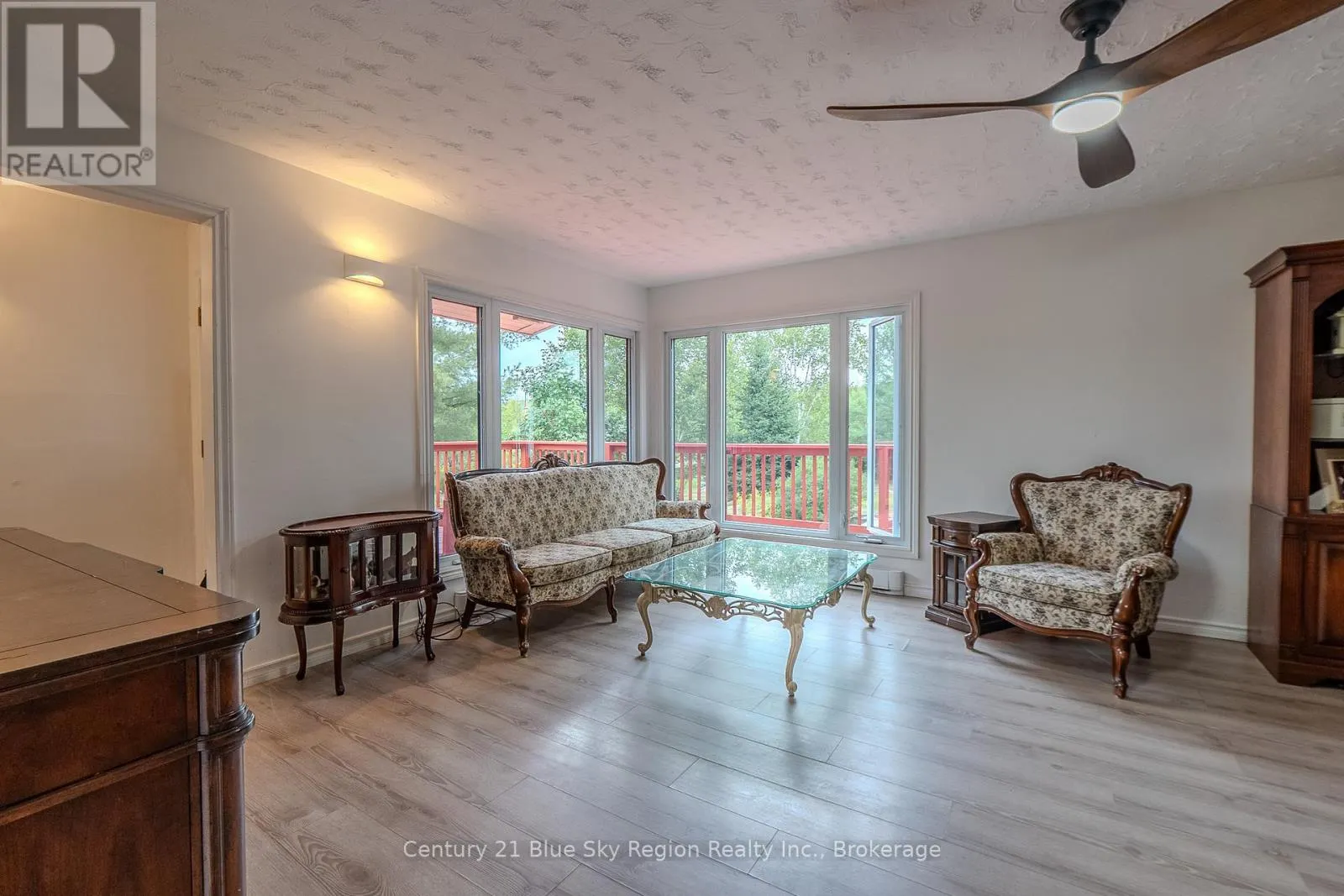 525 MAPLE ROAD