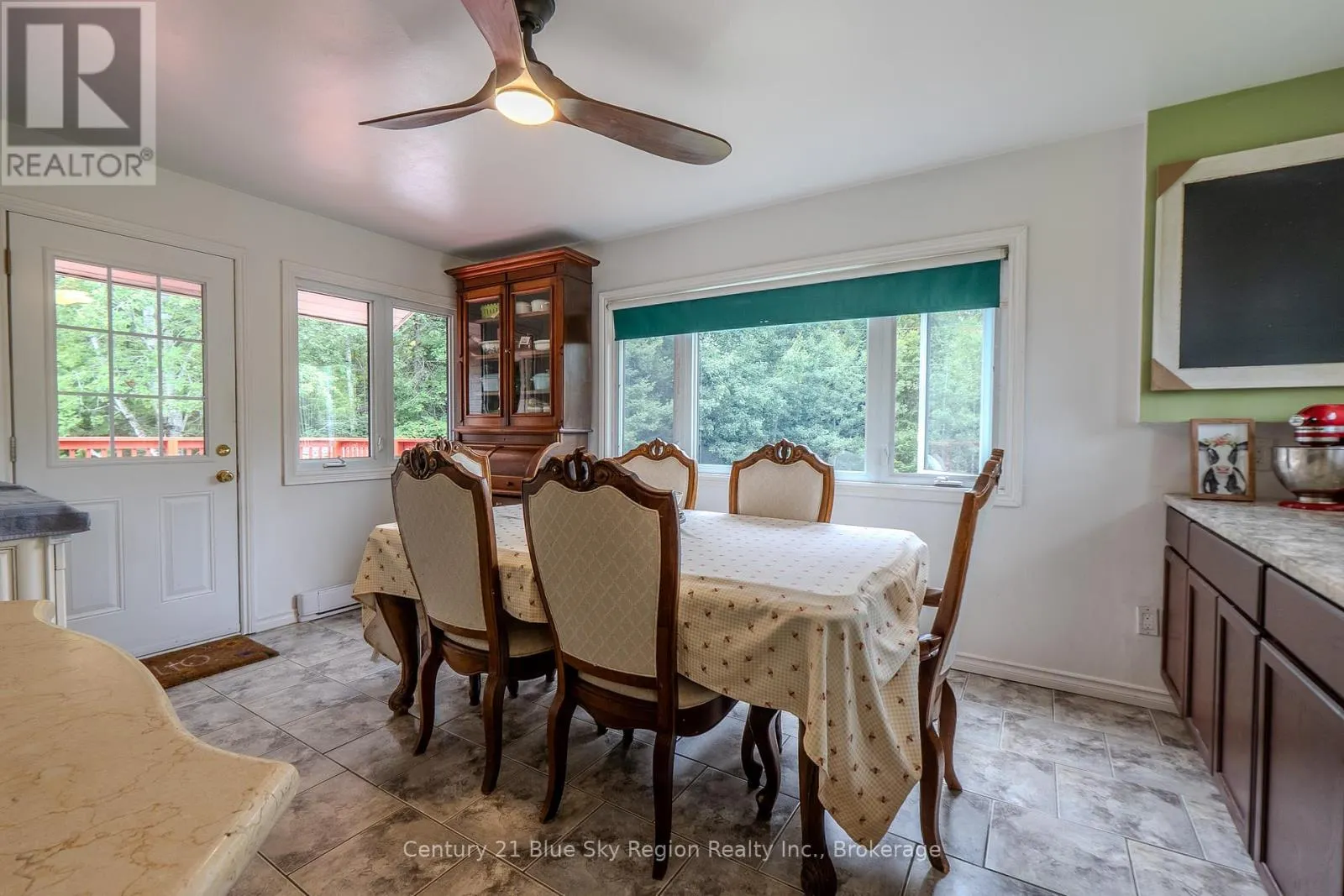 525 MAPLE ROAD