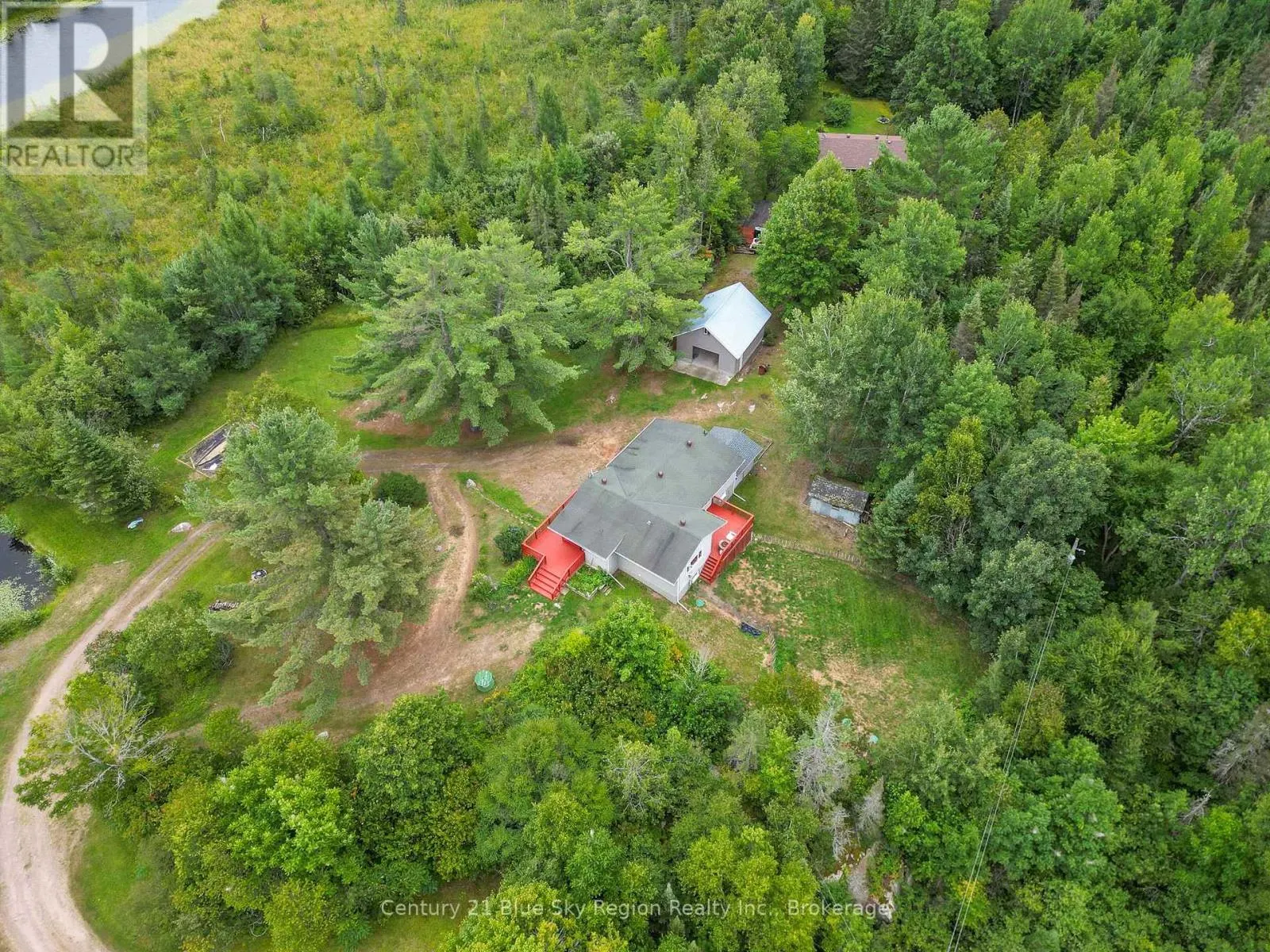 525 MAPLE ROAD