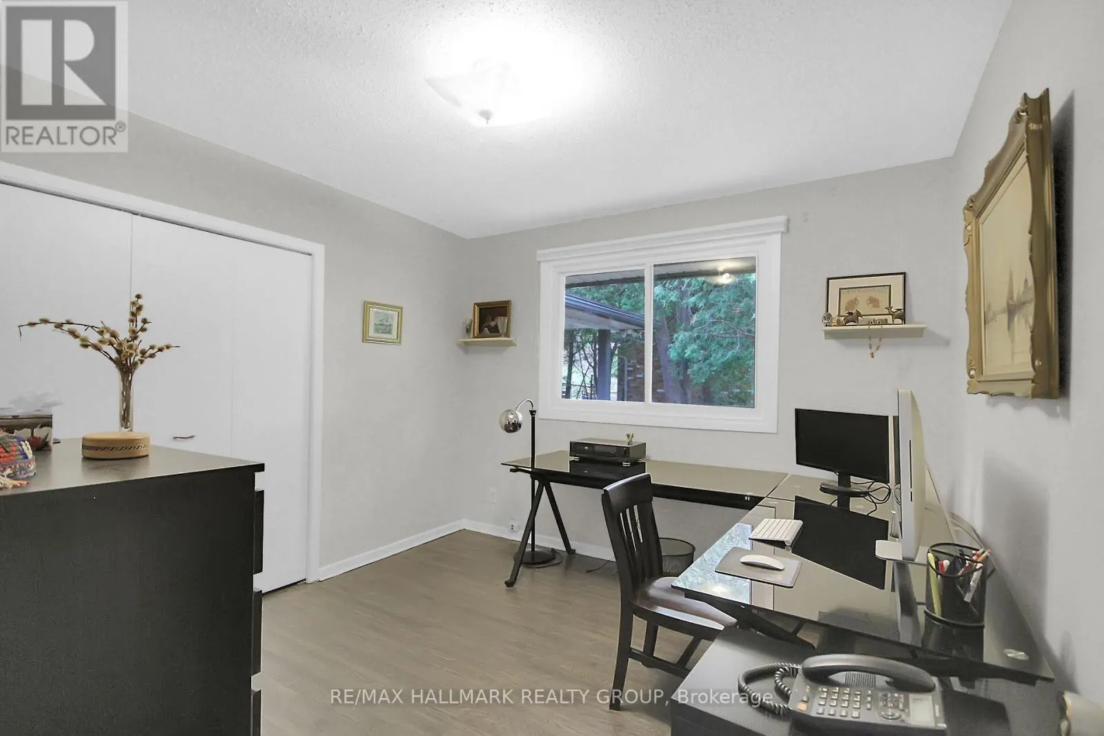 40 FOOTHILLS DRIVE