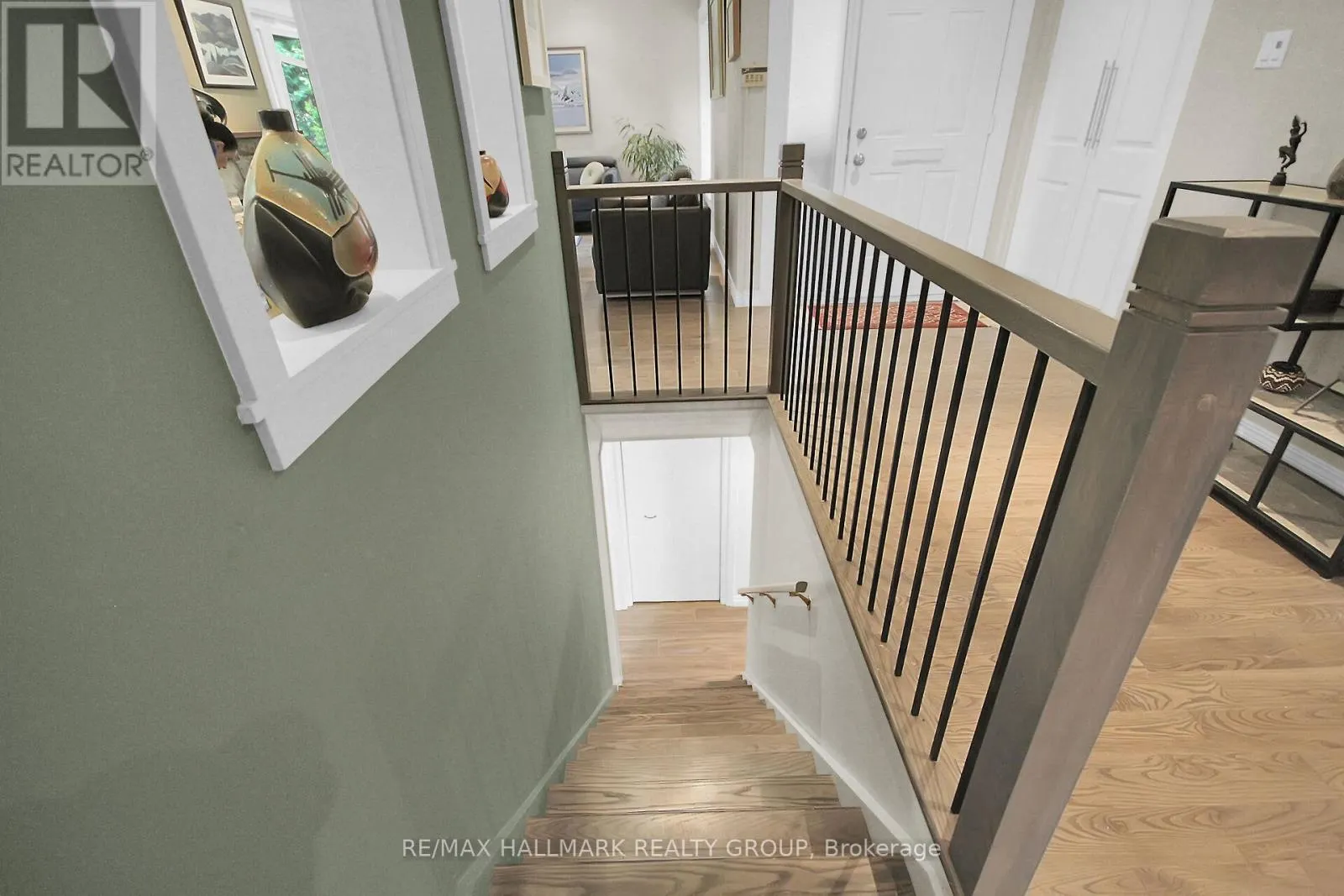 40 FOOTHILLS DRIVE
