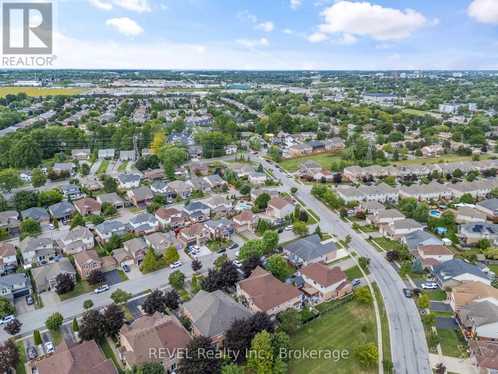 A - 20 BROWN DRIVE, #A