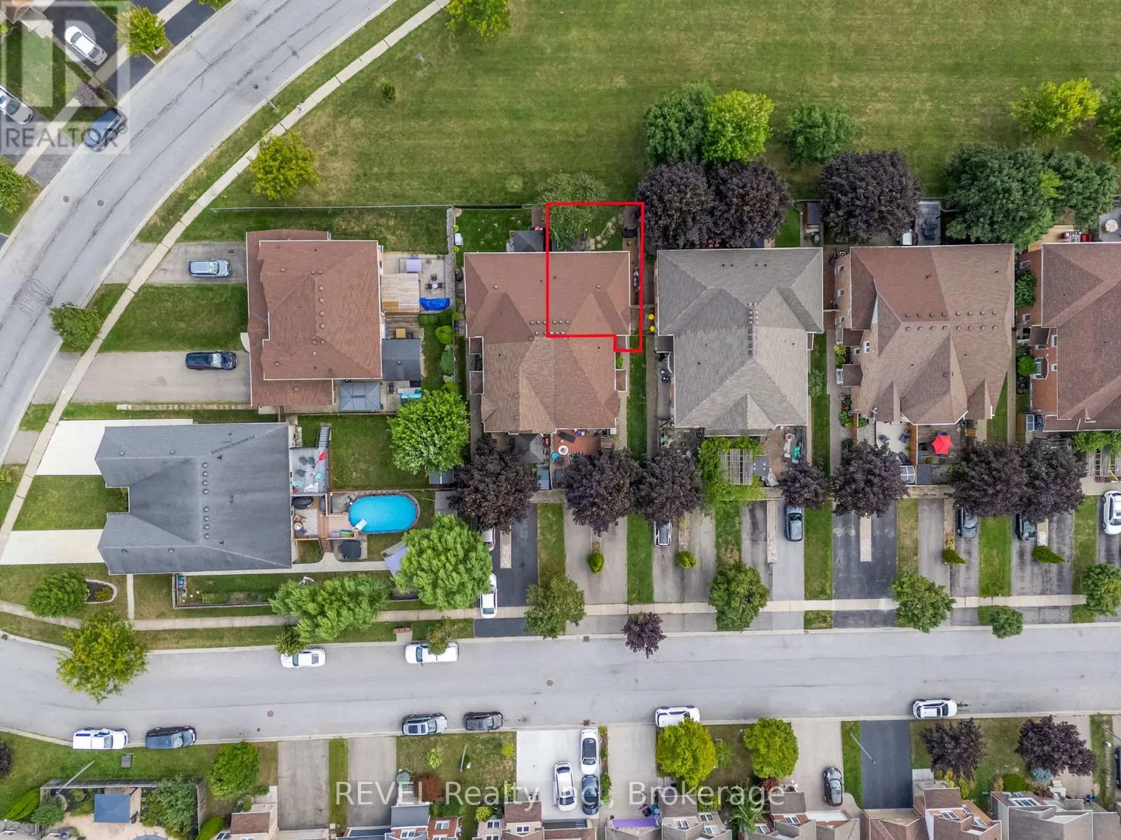 A - 20 BROWN DRIVE, #A