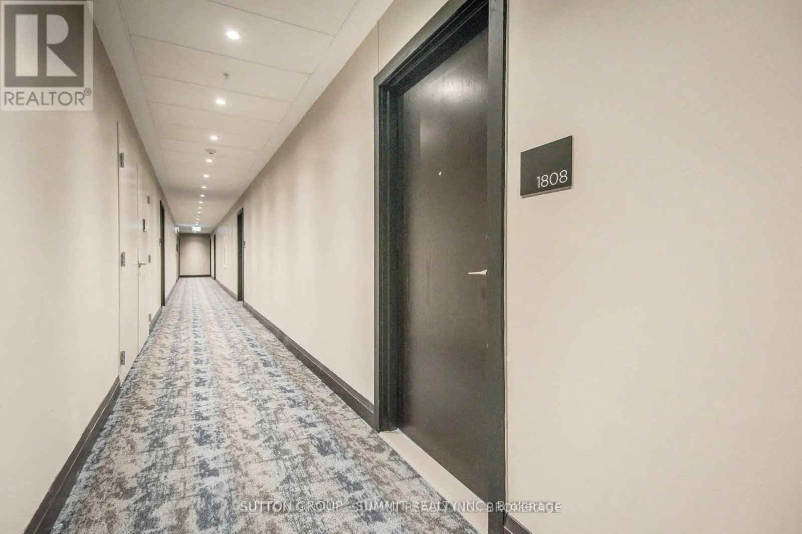 15 GLEBE STREET