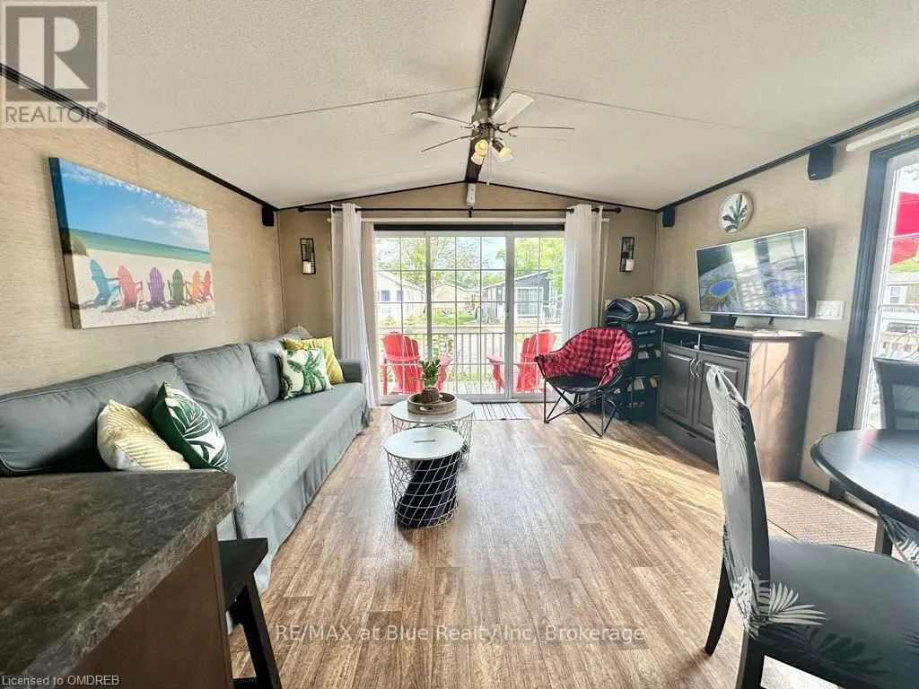 263 - 1501 LINE 8 ROAD, #263