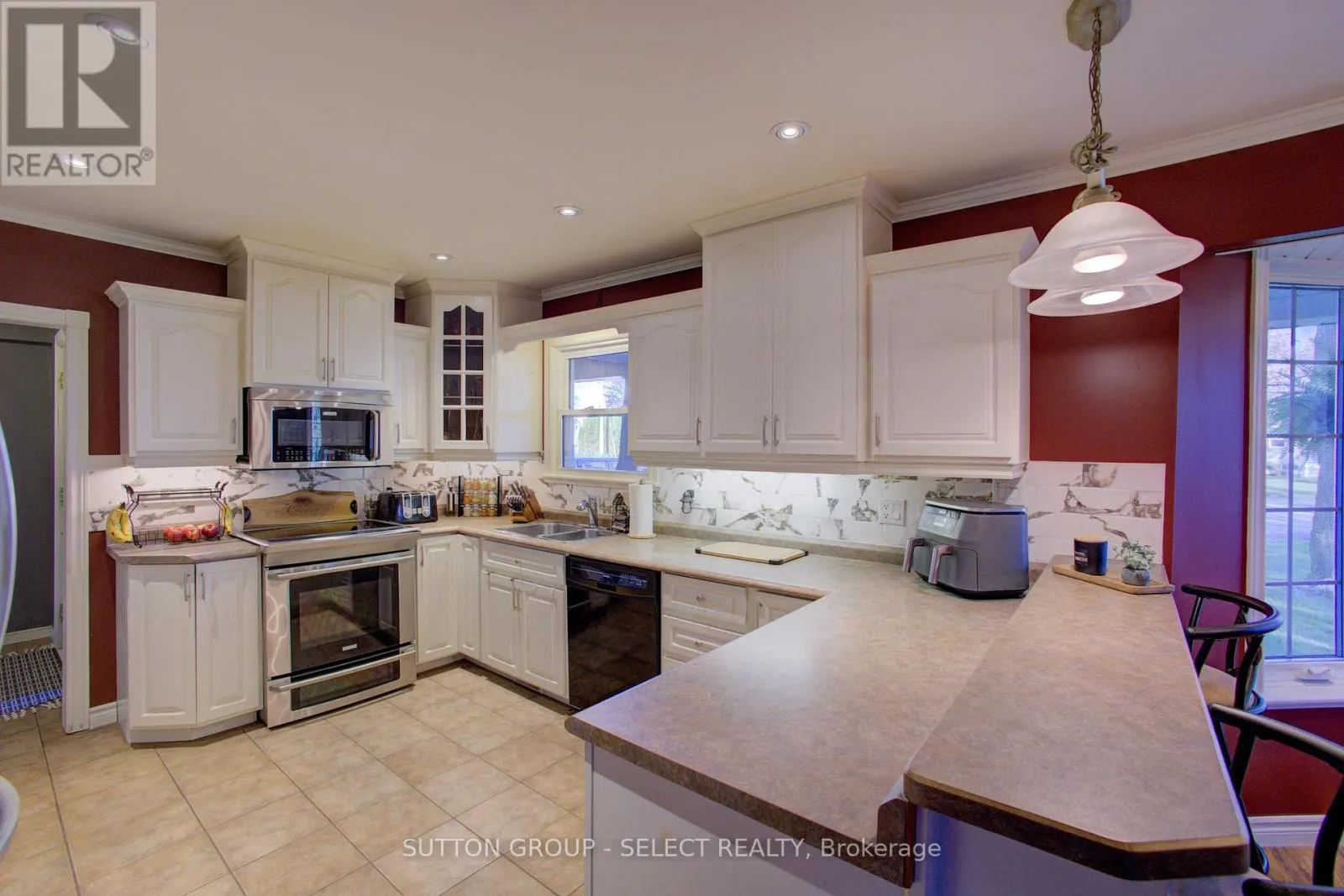 1013 PERTH RD 139 ROAD