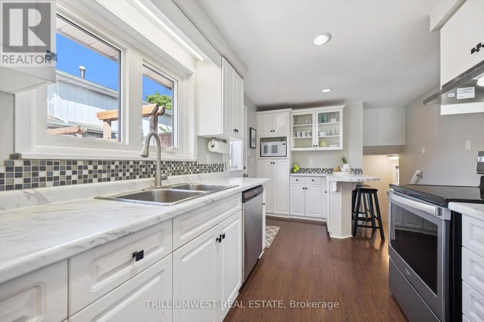 94 MARKWOOD DRIVE