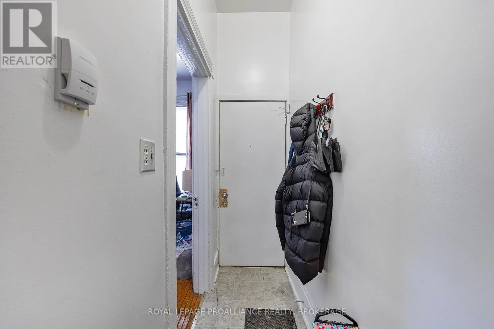 521 JOHNSON STREET
