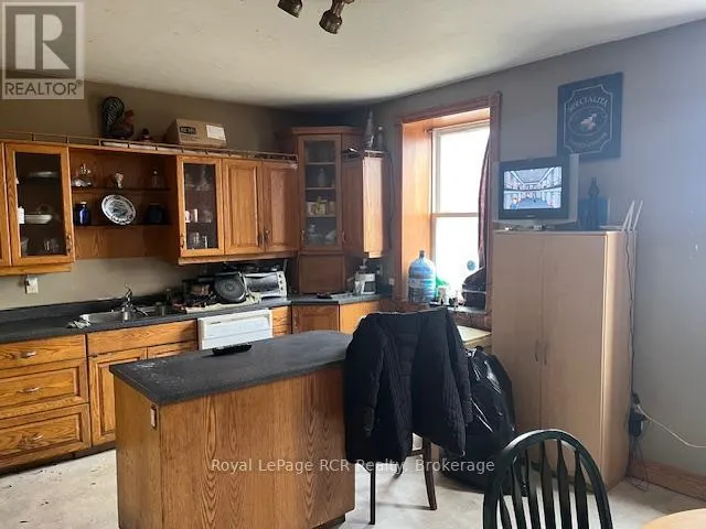 9088 CONCESSION 2