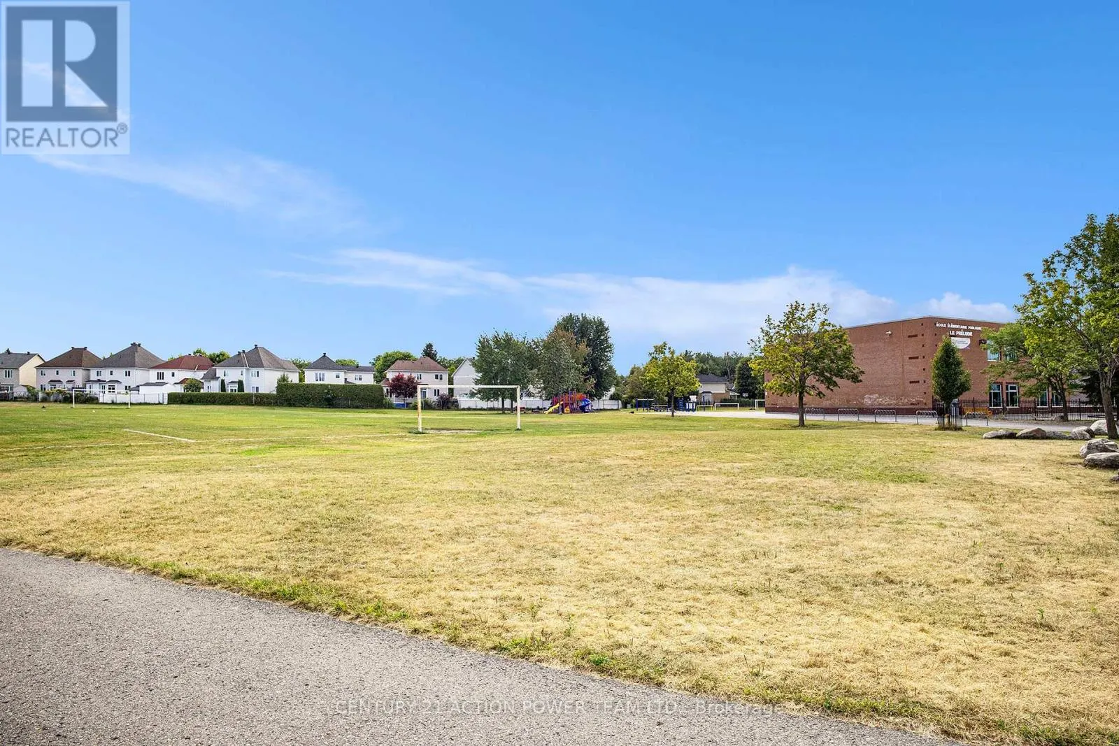 6008 LONGLEAF DRIVE