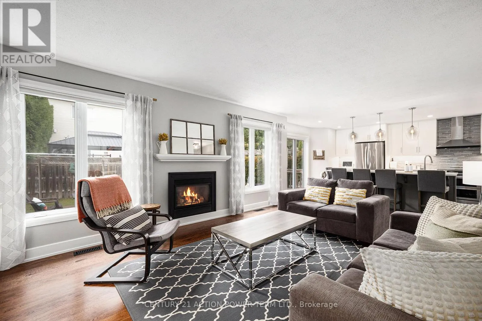 6008 LONGLEAF DRIVE