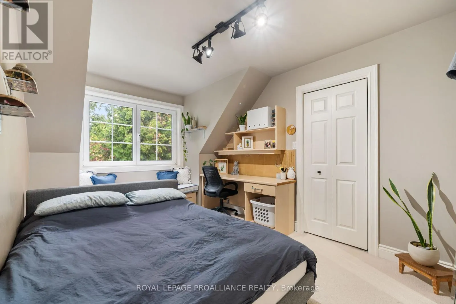 23 QUIGG LANE