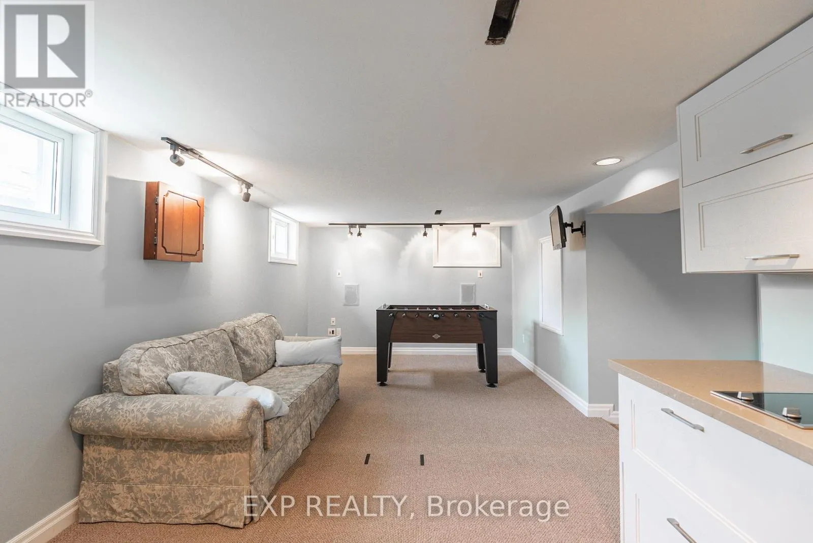 2446 BURGER ROAD