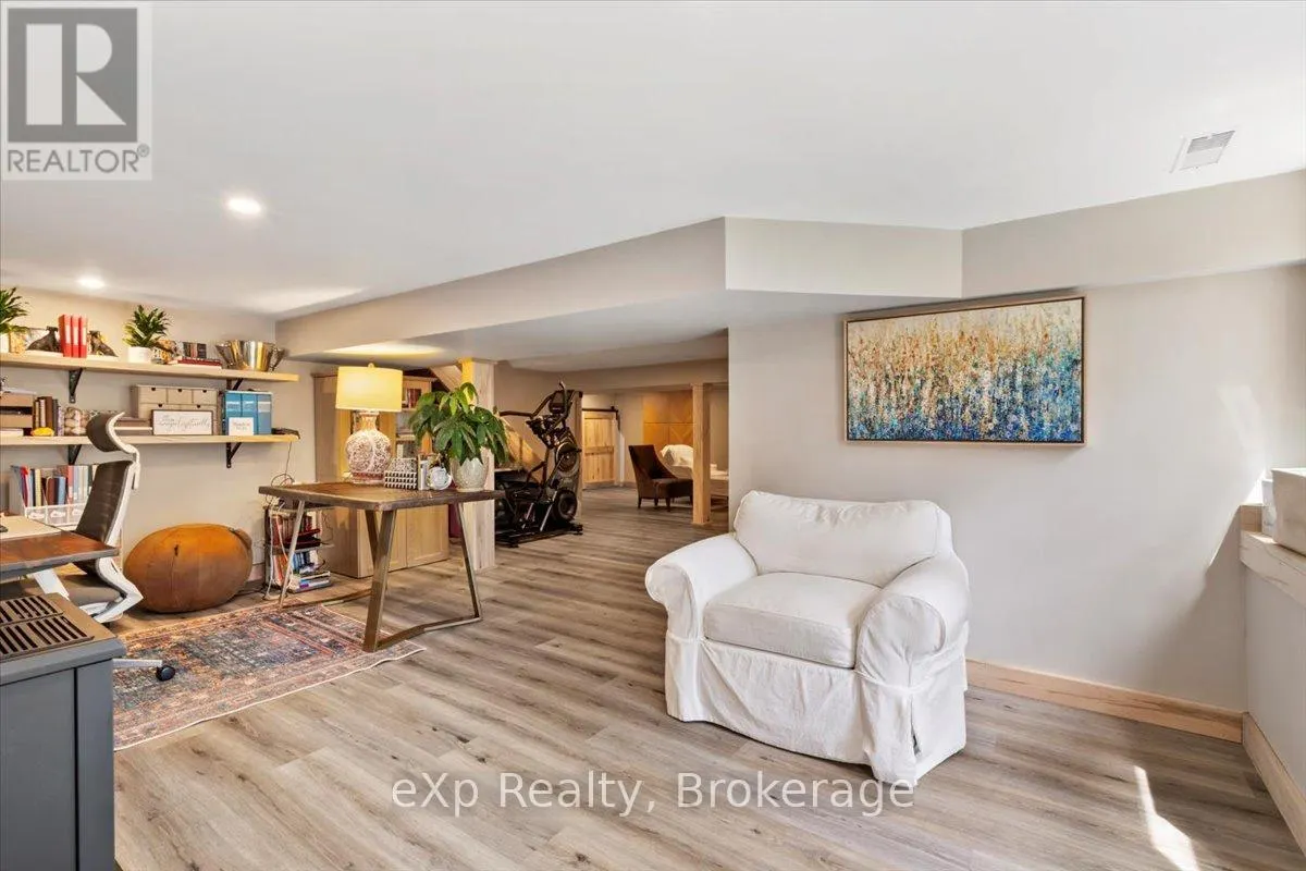 78 MAPLE DRIVE