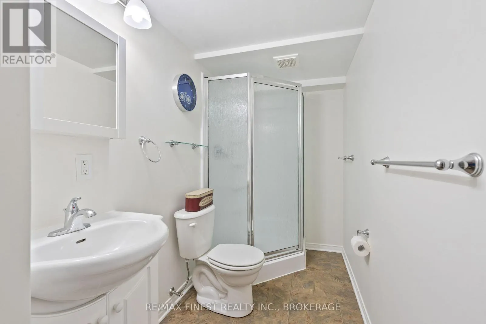995 SWANFIELD STREET