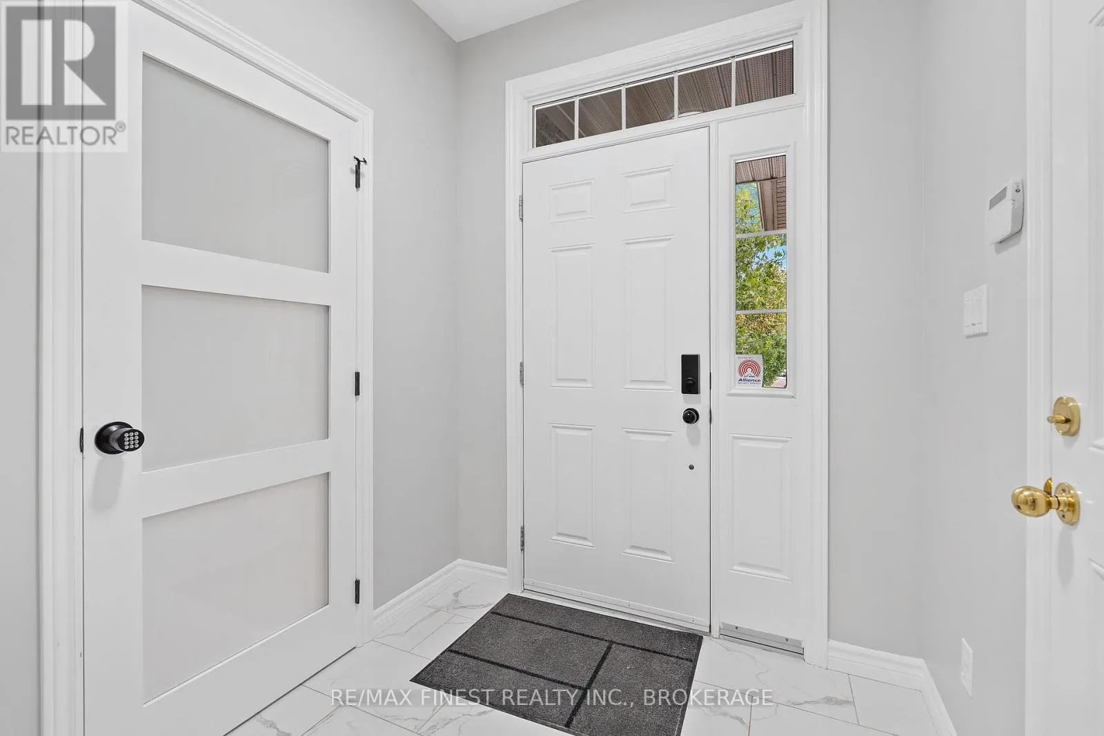 995 SWANFIELD STREET