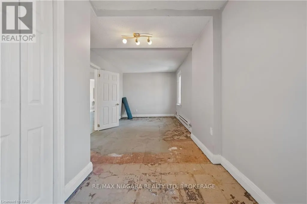 785 CANBORO ROAD
