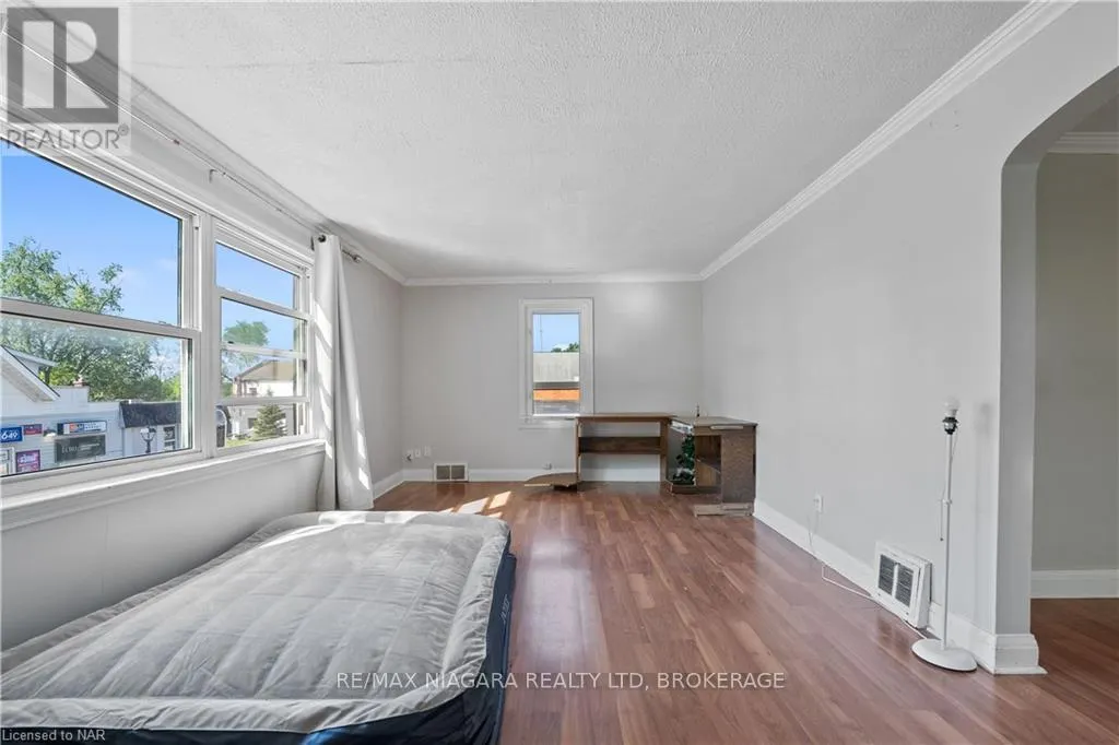 785 CANBORO ROAD