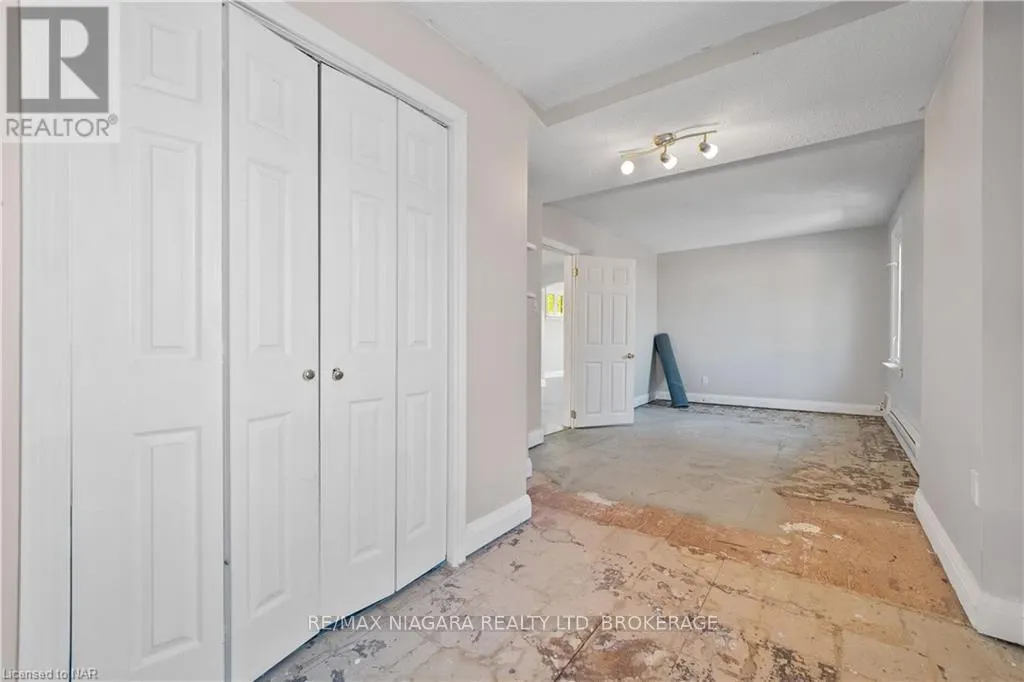 785 CANBORO ROAD