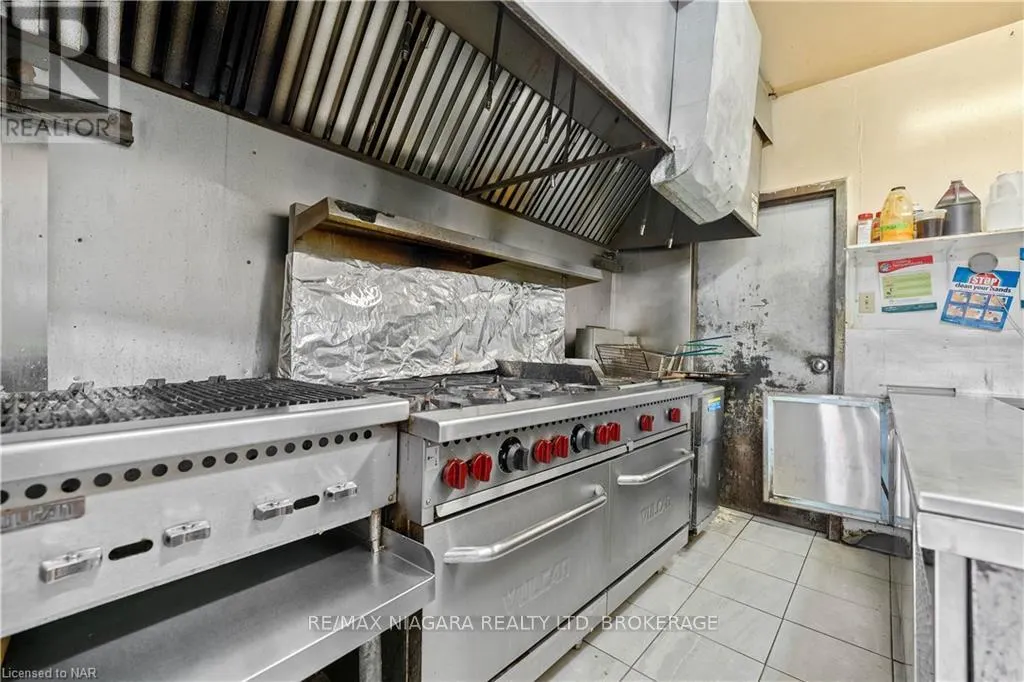 785 CANBORO ROAD