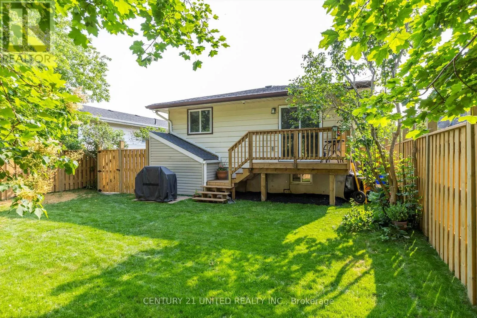 561 BARNES CRESCENT