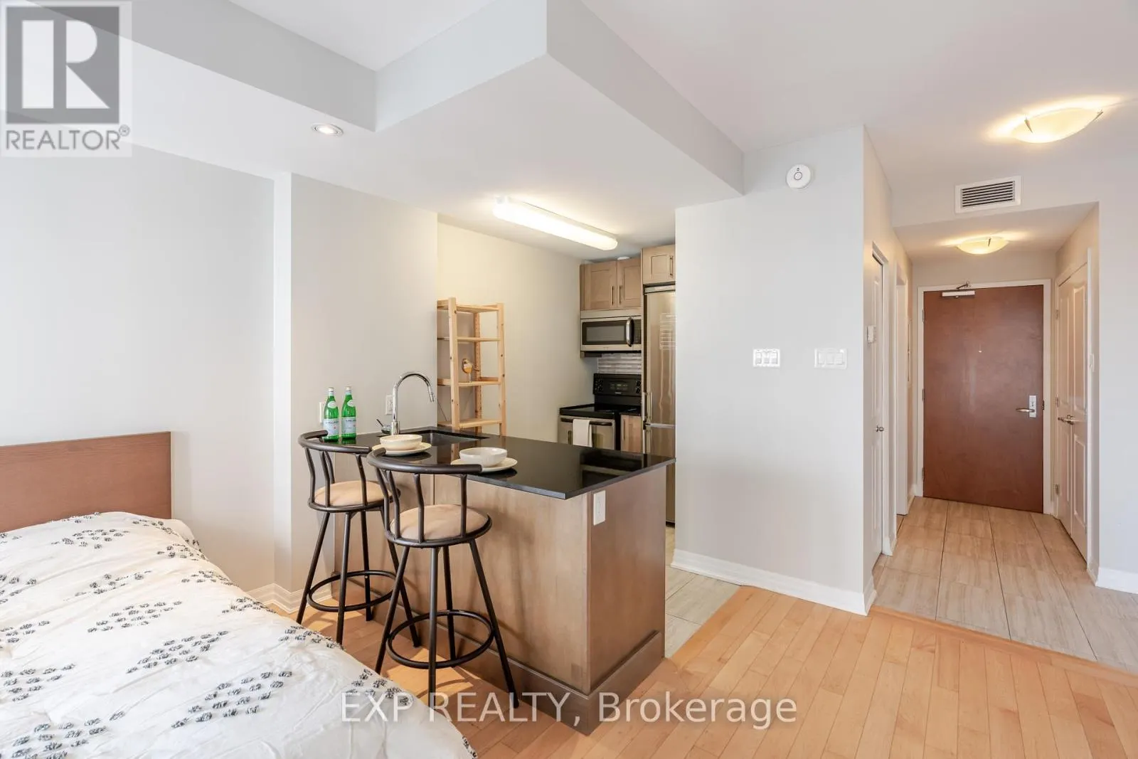2308 - 242 RIDEAU STREET