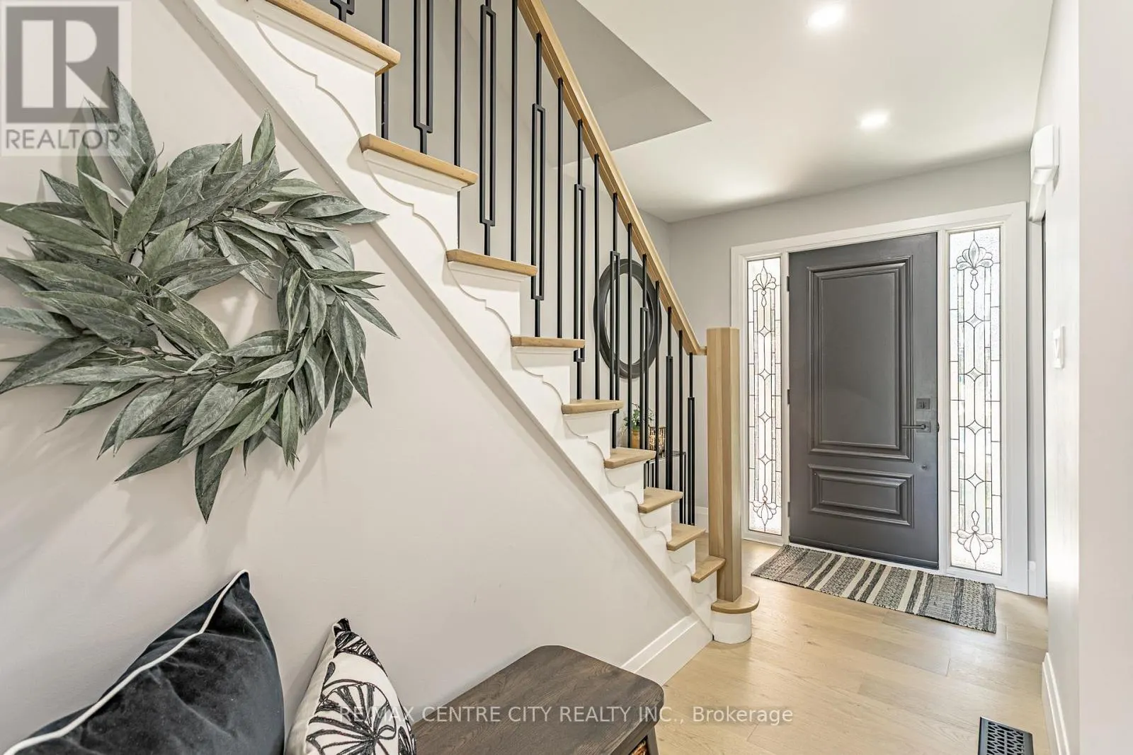 41 MILFORD CRESCENT