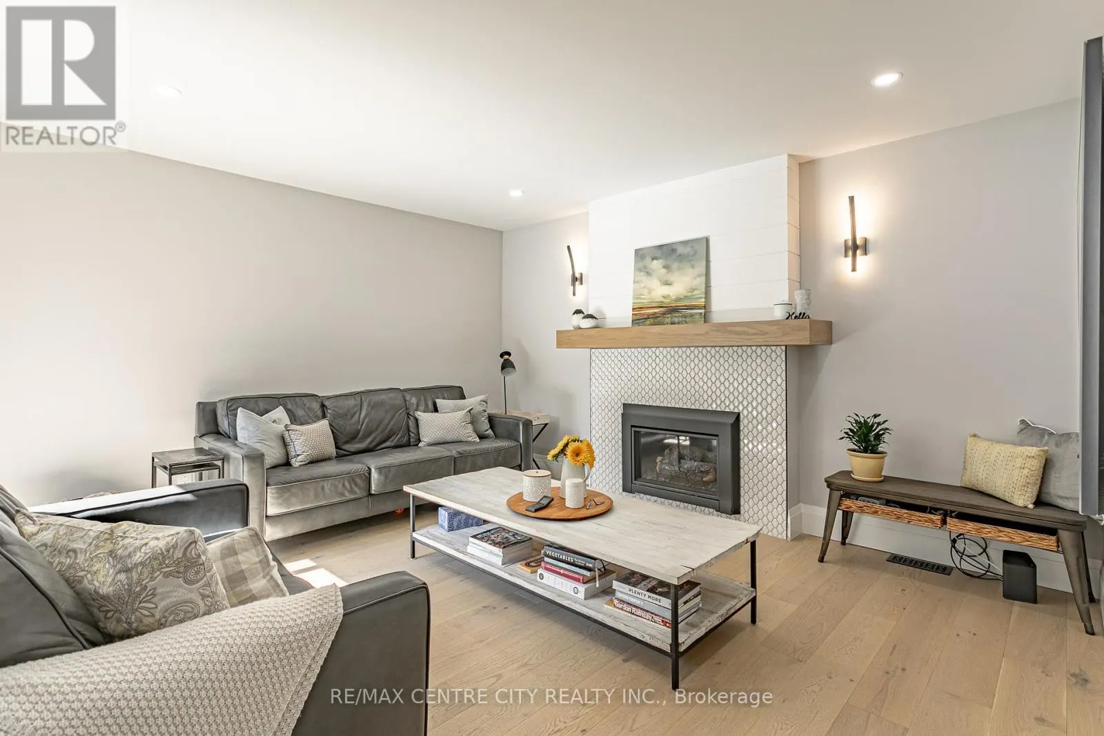 41 MILFORD CRESCENT