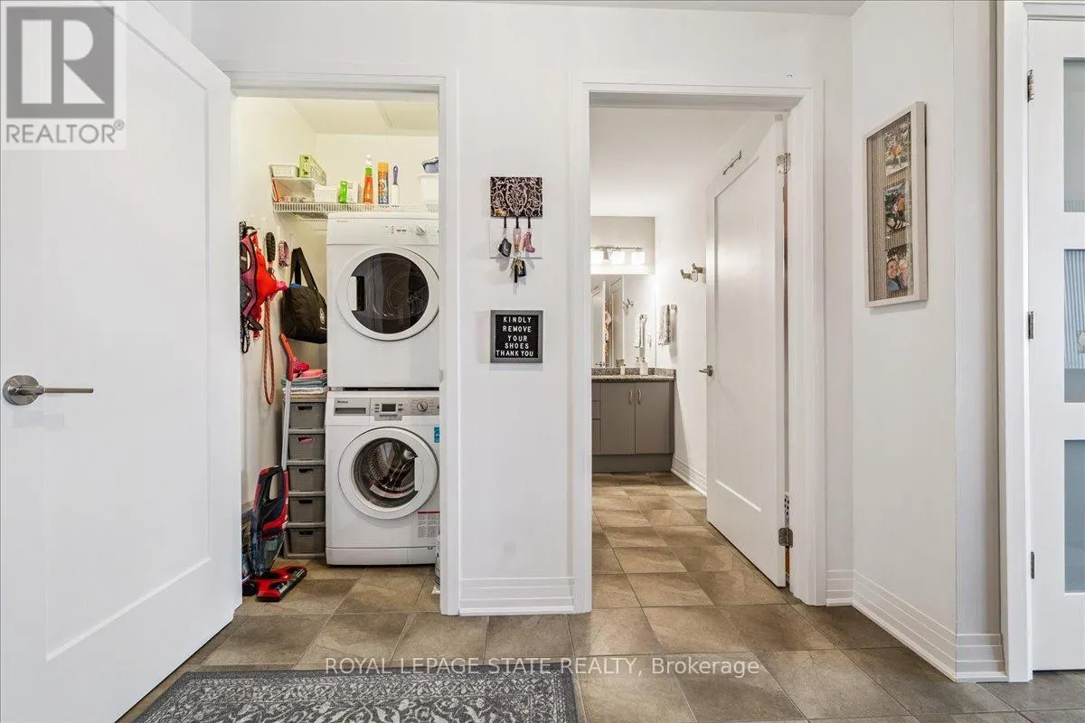 204 - 10 CONCORD PLACE
