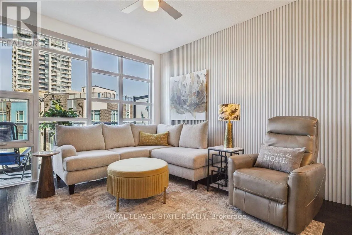 204 - 10 CONCORD PLACE