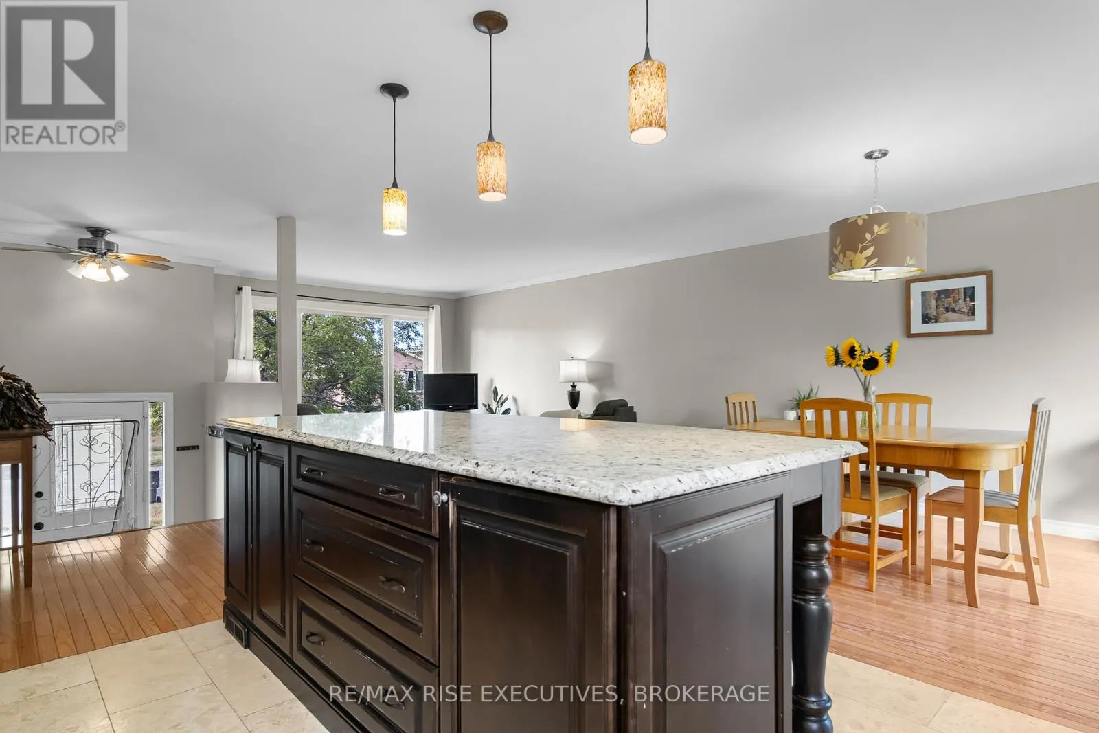 932 MILFORD DRIVE