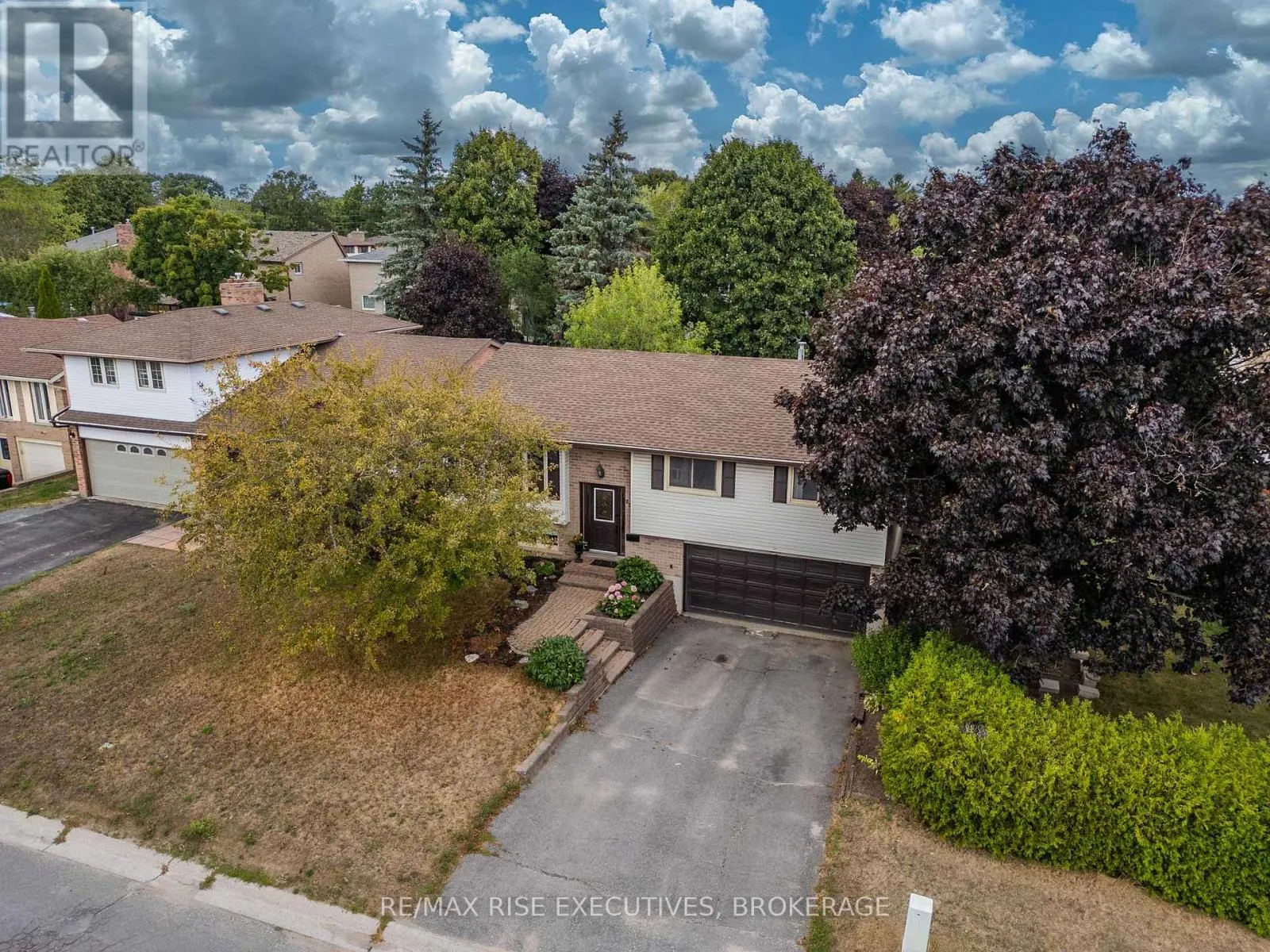932 MILFORD DRIVE