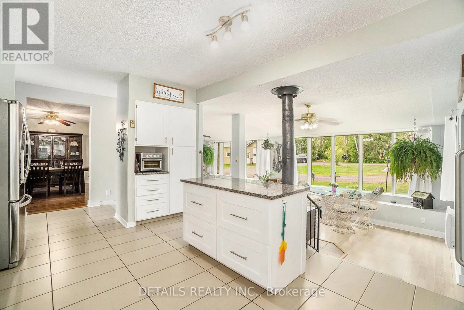 899 CONCESSION 1 ROAD