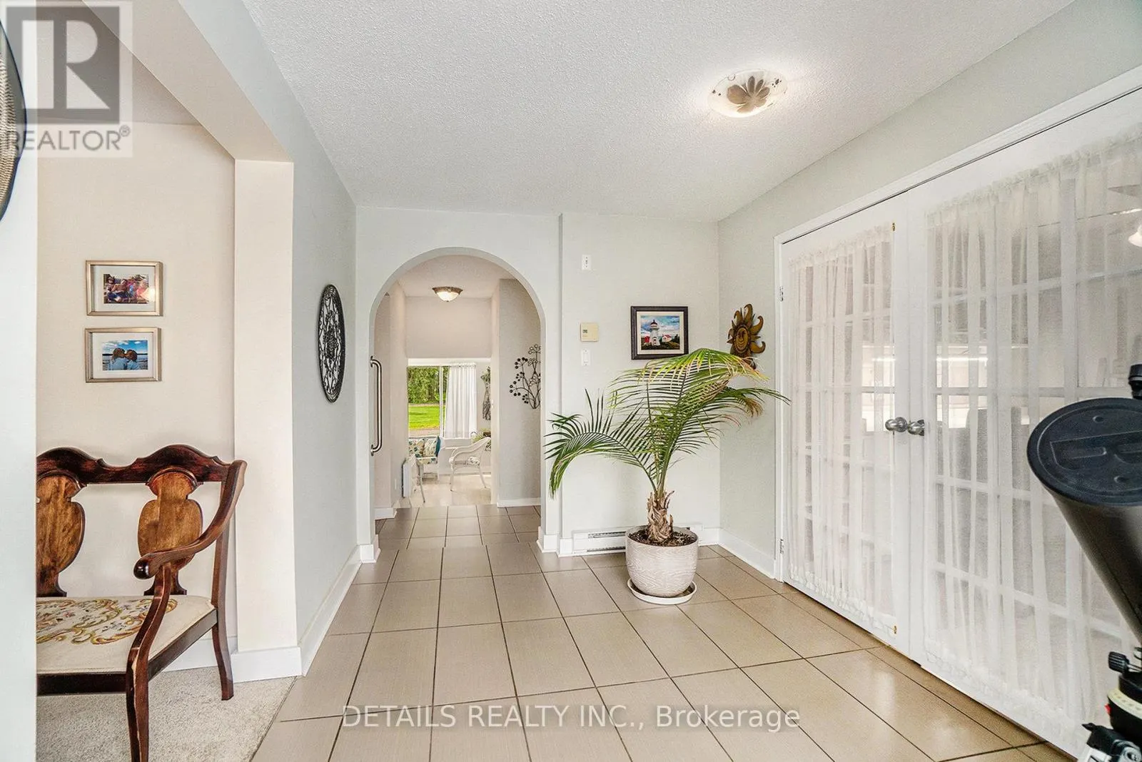 899 CONCESSION 1 ROAD