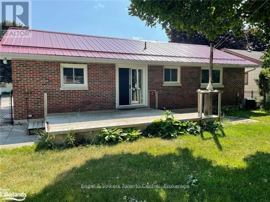 27 HERBERT AVENUE