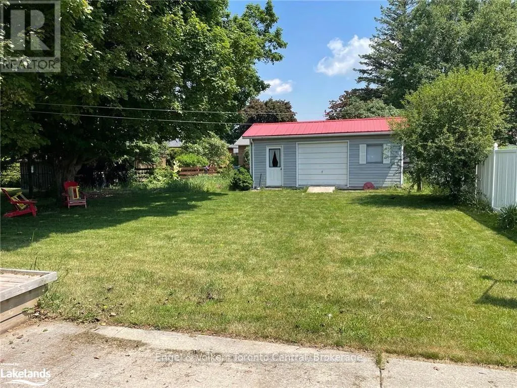 27 HERBERT AVENUE