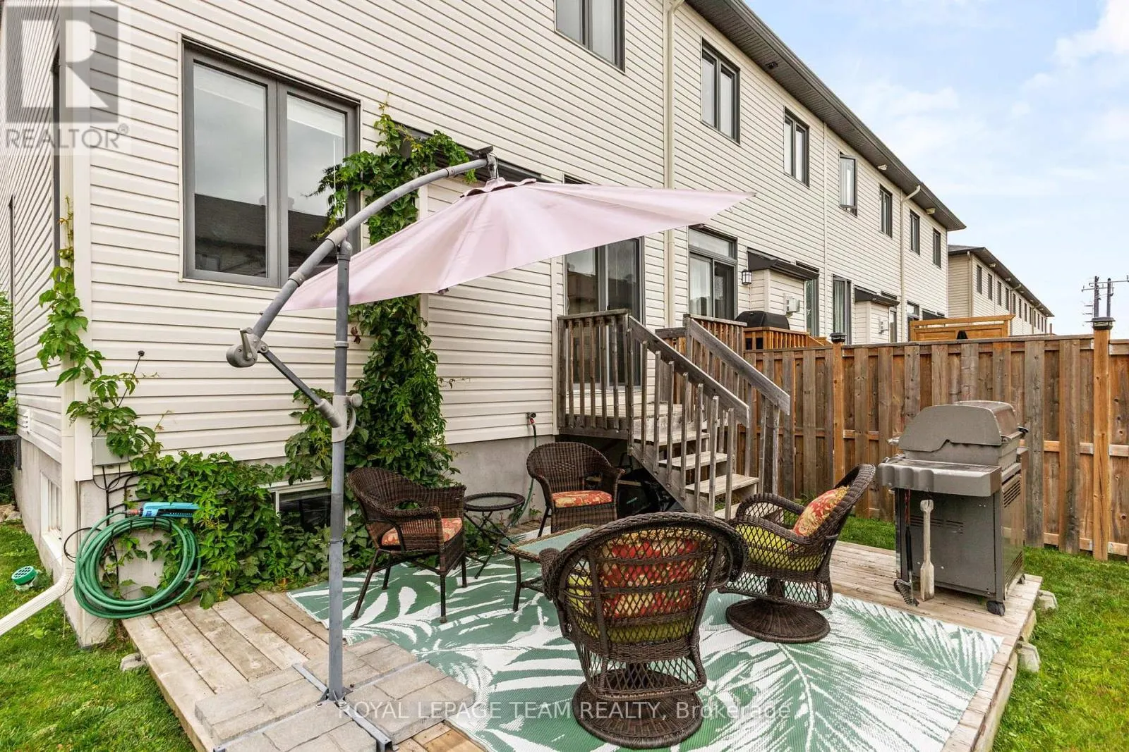 270 MUNRO STREET