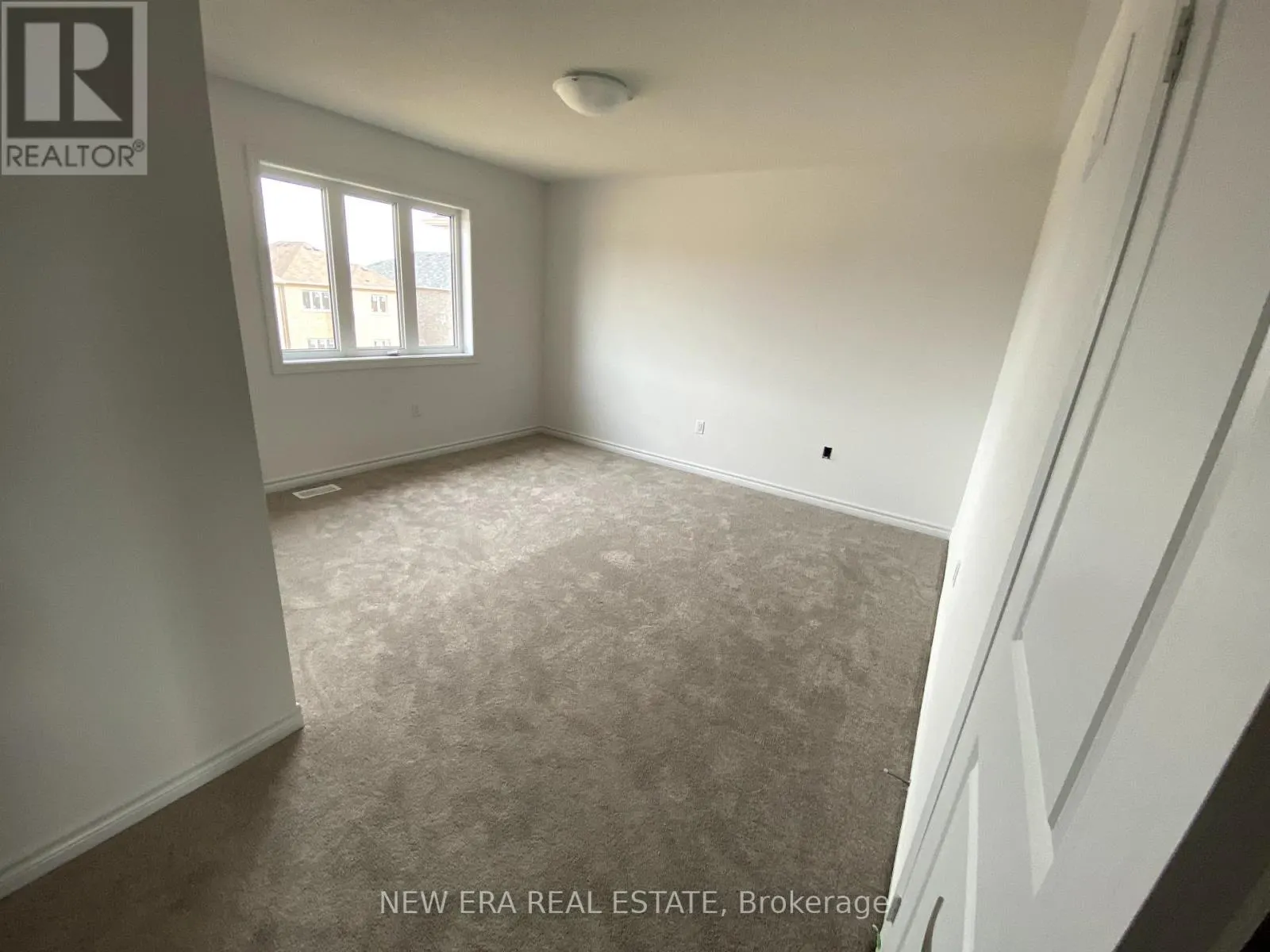 254 RIDLEY CRESCENT