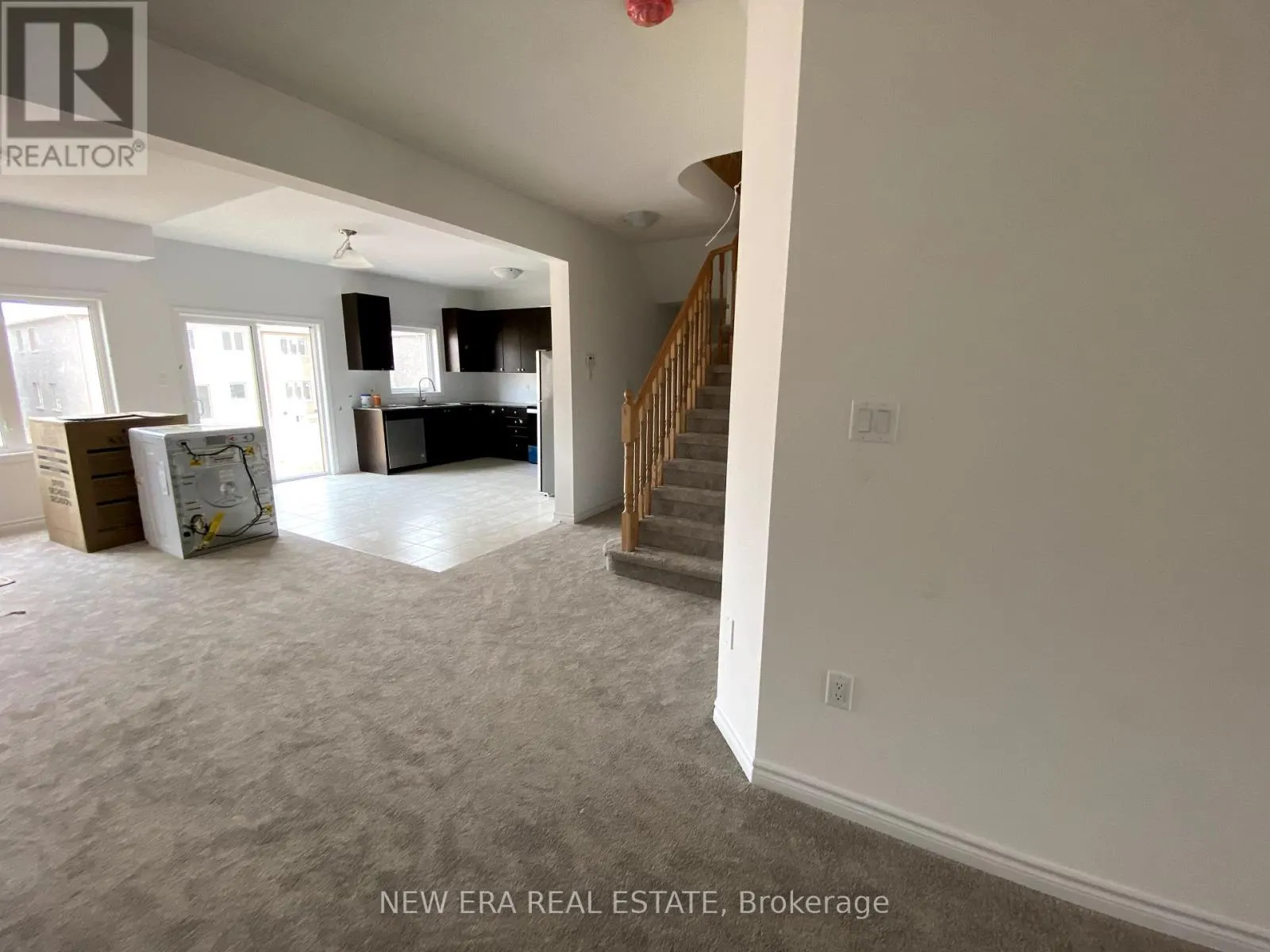 254 RIDLEY CRESCENT