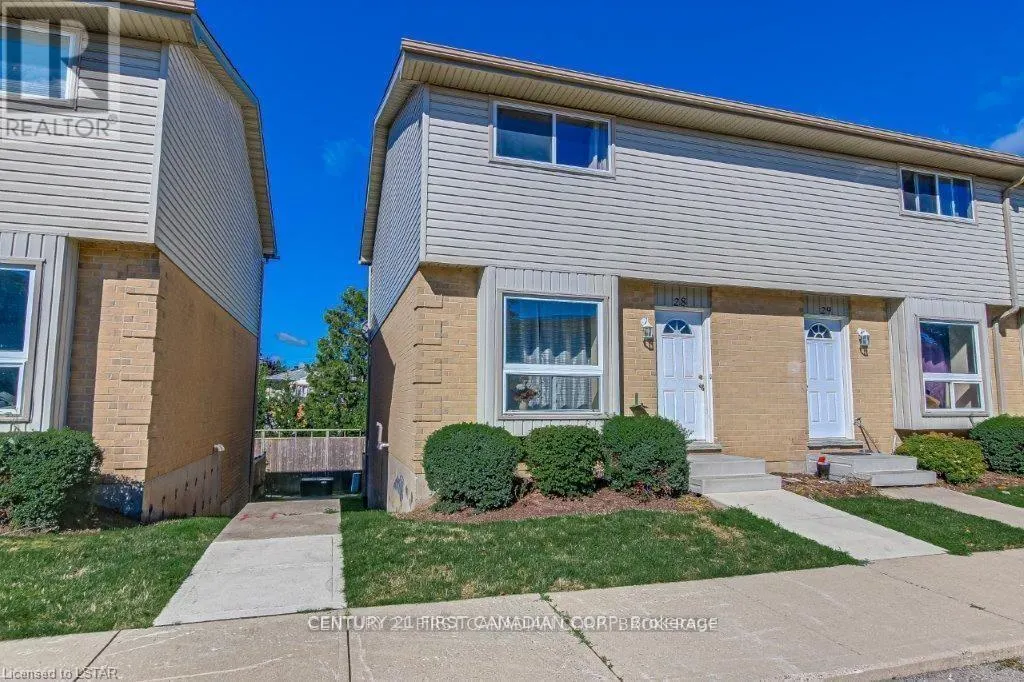 28 - 577 THIRD STREET, #28