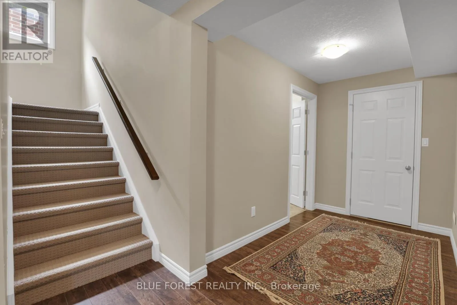 972 GLENEAGLE TRAIL