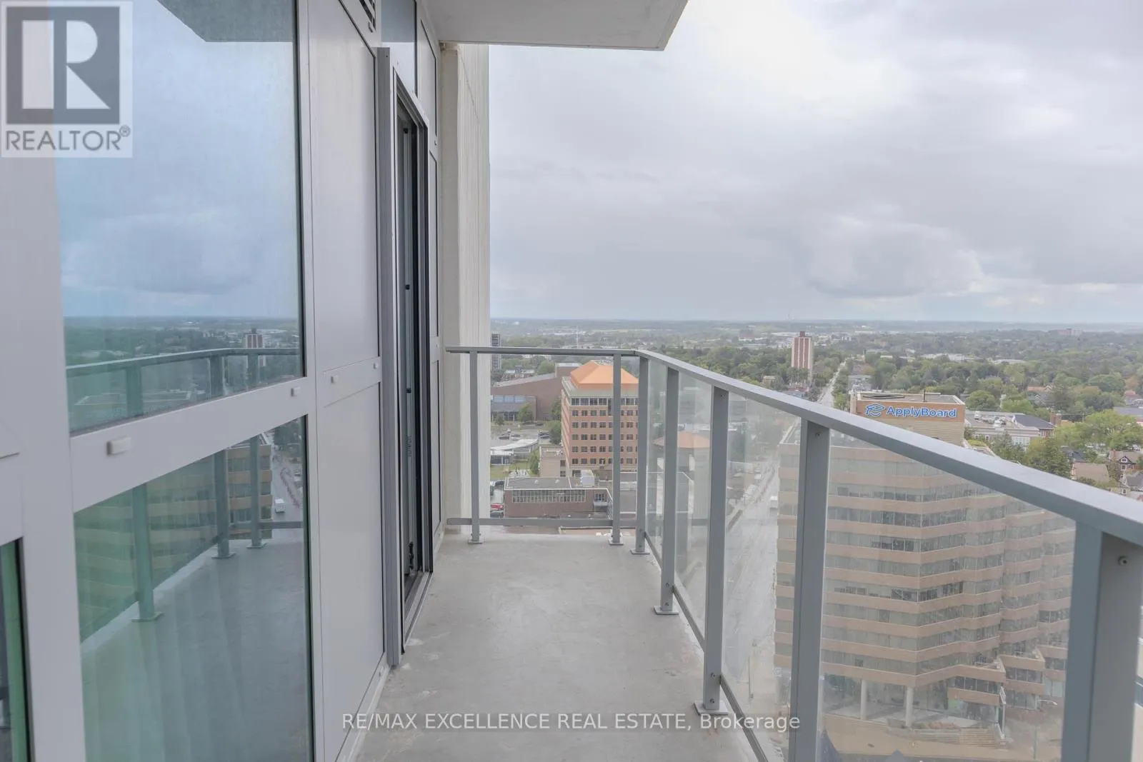 2702 - 60 FREDERICK STREET W