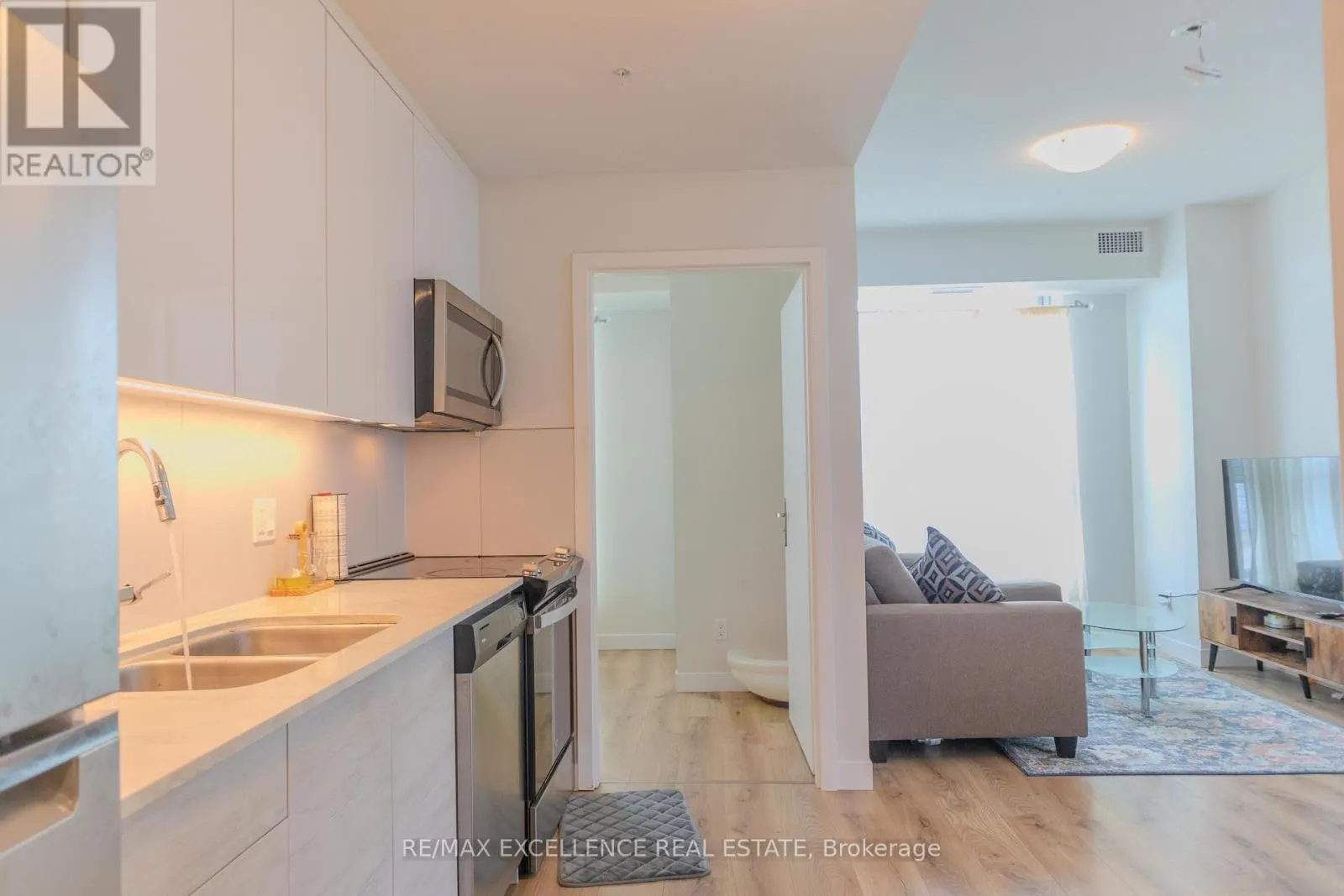 2702 - 60 FREDERICK STREET W