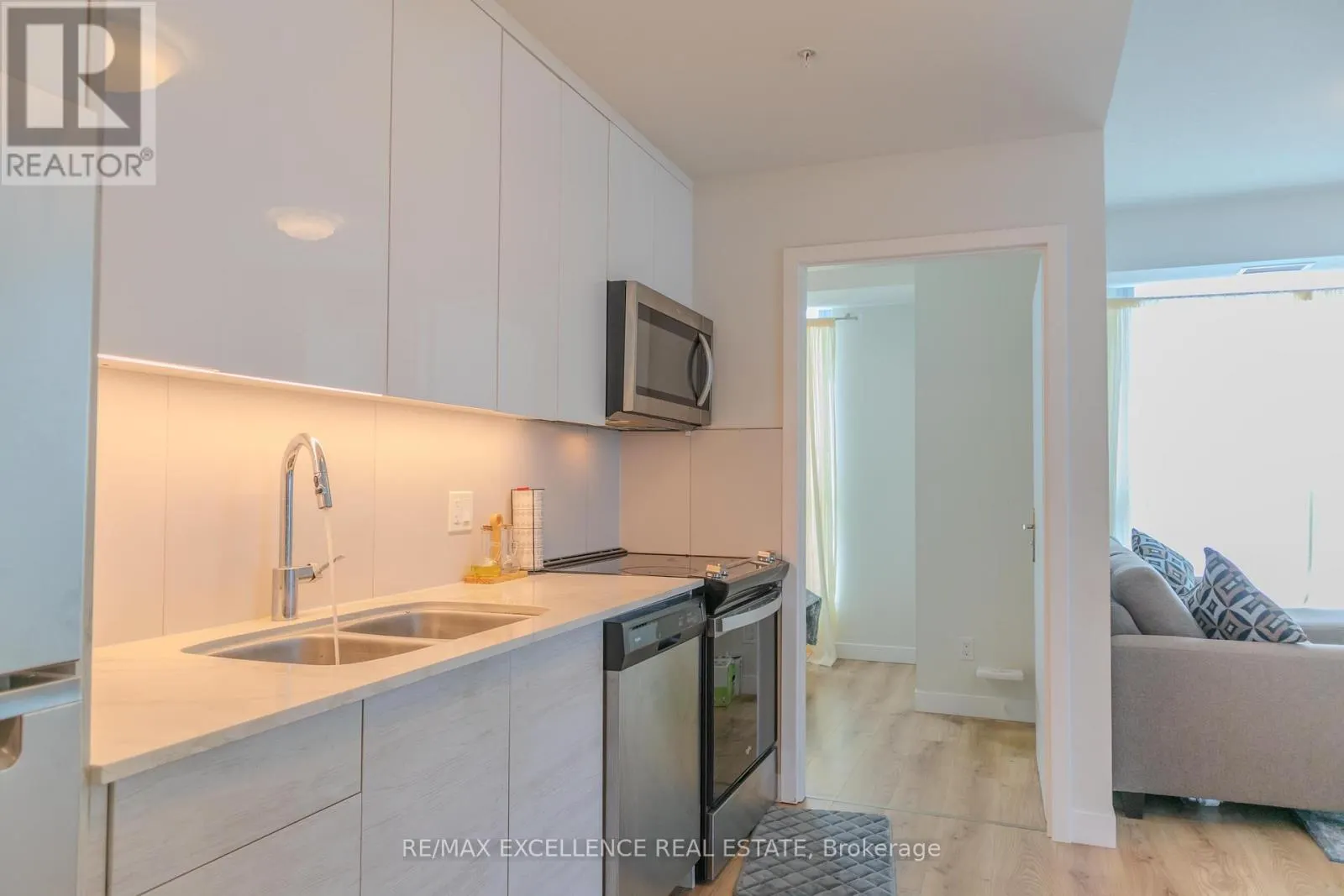 2702 - 60 FREDERICK STREET W