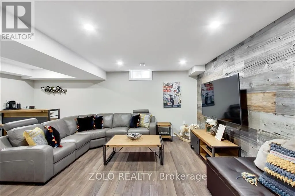 20 - 170 PALACEBEACH TRAIL