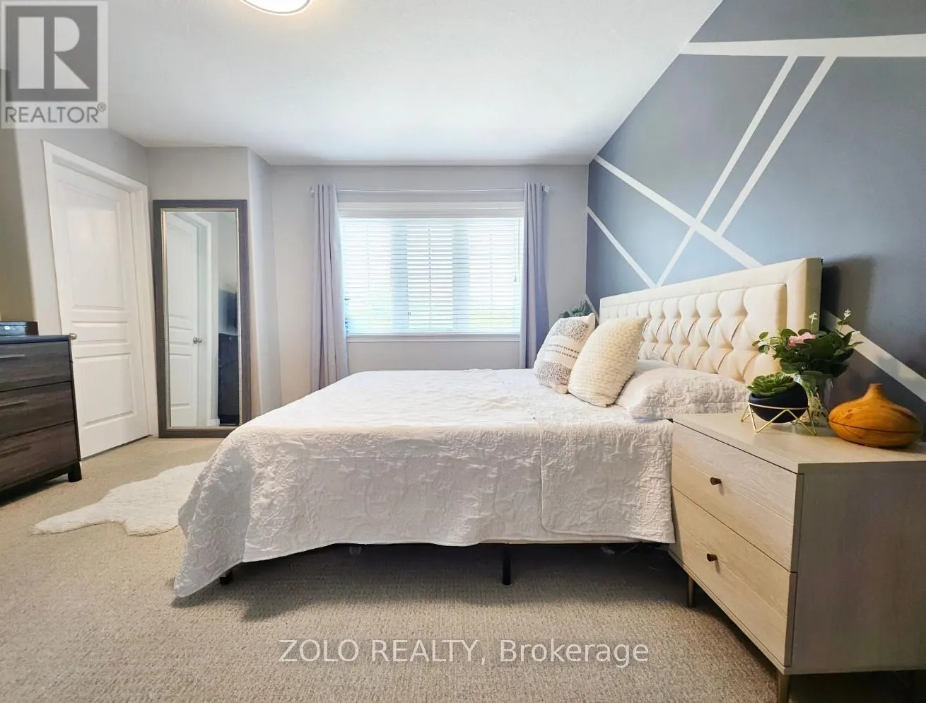 20 - 170 PALACEBEACH TRAIL